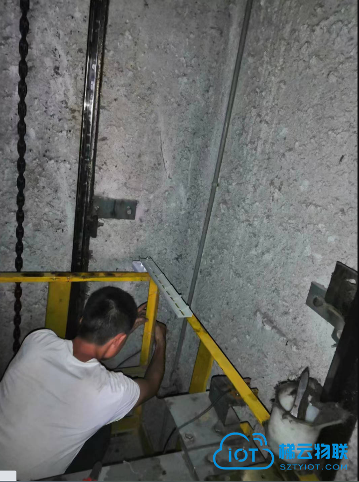 1652954498135460.png 電梯網(wǎng)橋安裝.png